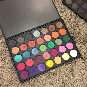 Morphed 35U Eyeshadow Palette